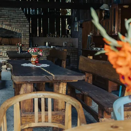 Dumalux Velvet アパート スボティツァ