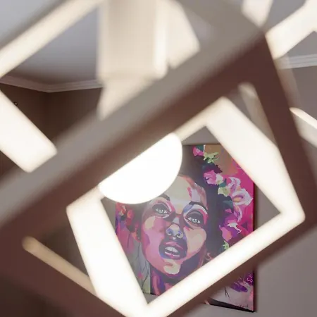 Dumalux Velvet アパート スボティツァ